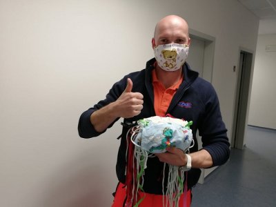 Záchranářům stále přichází další pomoc. Děkujeme!<br><br><a href="http://www.zzspk.cz/aktuality-2020/512-zachranarum-stale-prichazi-dalsi-pomoc-dekujeme.html" target="_blank">Podrobnější informace zde...</a>